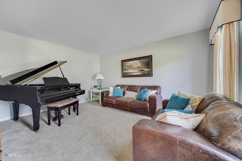 815 Jennifer Ct, Algonquin, IL 60102 photo 6