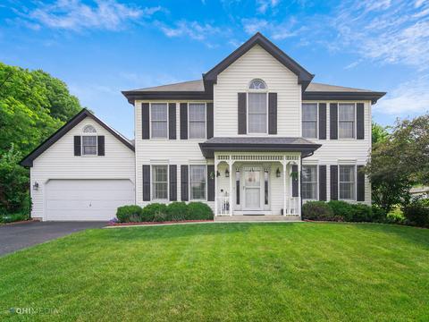 815 Jennifer Ct, Algonquin, IL 60102 photo 1