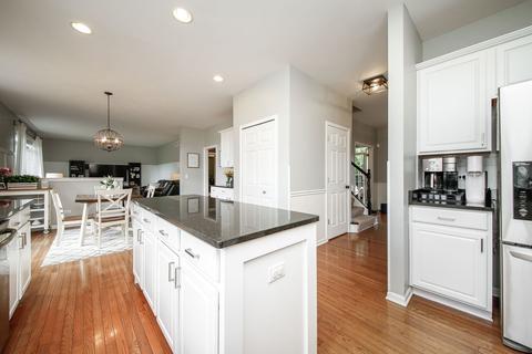 23915 Pond View Dr, Plainfield, IL 60585 photo 7