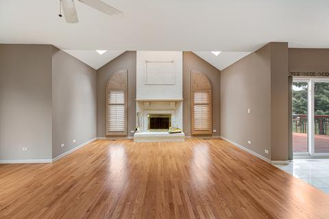 830 Kylemore Dr, Des Plaines, IL 60016 photo 6