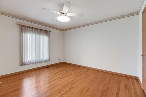 830 Kylemore Dr, Des Plaines, IL 60016 photo 20