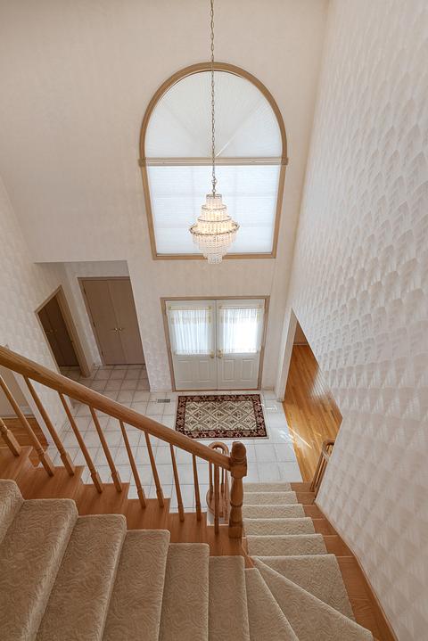 830 Kylemore Dr, Des Plaines, IL 60016 photo 13