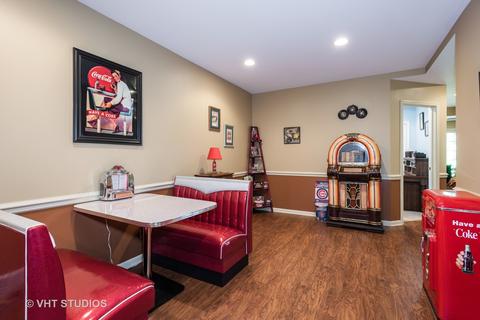 3881 Kingsmill Dr, Elgin, IL 60124 photo 15