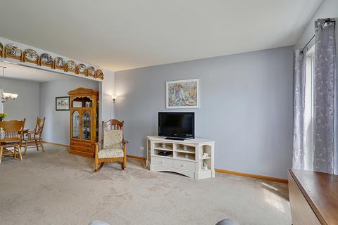 313 Keller St, Plano, IL 60545 photo 3