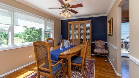 2040 Shepard Rd, Hoffman Estates, IL 60169 photo 9