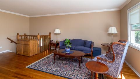2040 Shepard Rd, Hoffman Estates, IL 60169 photo 5