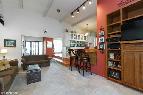 6 Elmwood Dr, Kankakee, IL 60901 photo 4