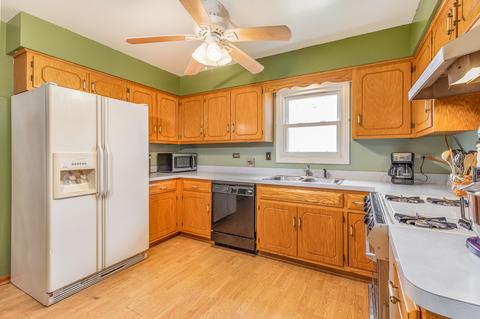 3705 Juniper Ave, Joliet, IL 60431 photo 13