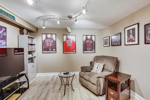 1668 Valley Forge Ct #59, Wheaton, IL 60189 photo 21
