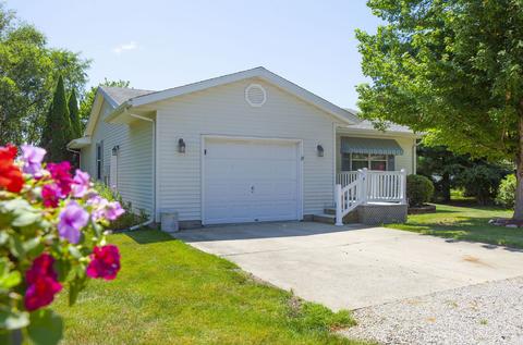 611 High Hill Rd, Philo, IL 61864 photo 2