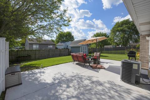 144 Longford Dr, Elgin, IL 60120 photo 23