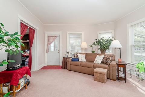 208 N Franklin St, Dwight, IL 60420 photo 3