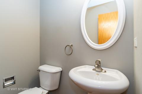 2461 Dickens Dr, Aurora, IL 60503 photo 9