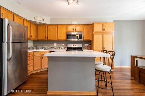 2461 Dickens Dr, Aurora, IL 60503 photo 6
