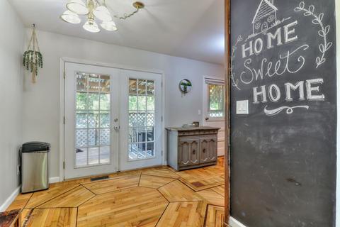 704 Castleton Dr, Champaign, IL 61821 photo 19