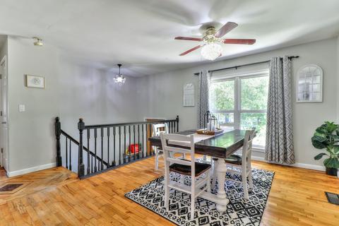 704 Castleton Dr, Champaign, IL 61821 photo 20