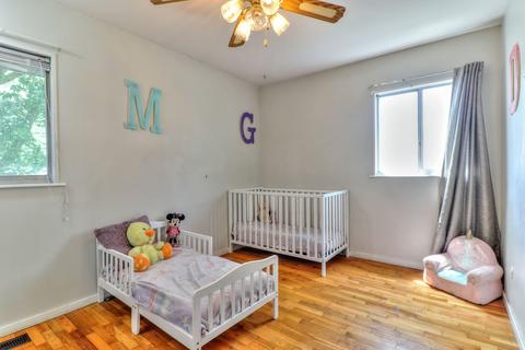 704 Castleton Dr, Champaign, IL 61821 photo 24
