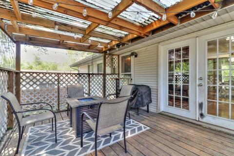 704 Castleton Dr, Champaign, IL 61821 photo 10