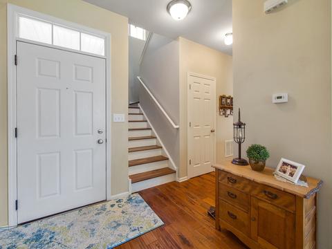 3167 Pearl St, Elgin, IL 60124 photo 2