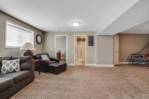 105 Dode Dr, Downs, IL 61736 photo 32