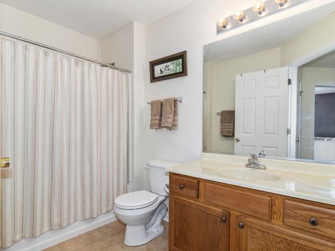 1265 Bradley Cir, Elgin, IL 60120 photo 21