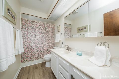 1504 Elm St, Wheaton, IL 60189 photo 9