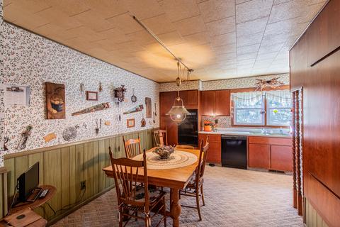 410 E Main St, Buda, IL 61314 photo 7