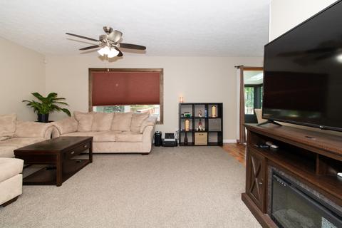 303 Judith Dr, Normal, IL 61761 photo 3