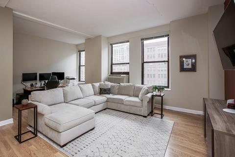 600 S Dearborn St #616, Chicago, IL 60605 photo 4