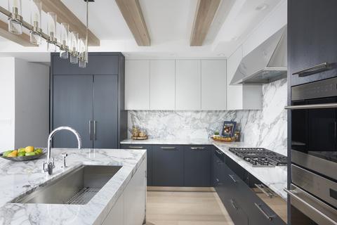 20 E Cedar St #18D, Chicago, IL 60611 photo 4