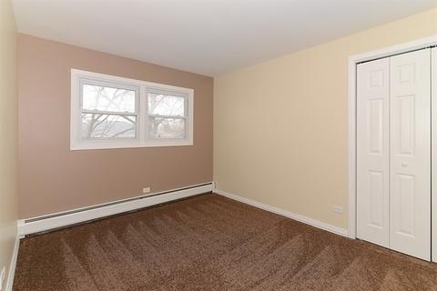 7101 Thomas Ave, Bridgeview, IL 60455 photo 9