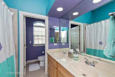 1748 Constitution Dr, Glenview, IL 60026 photo 21