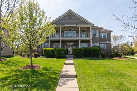 1748 Constitution Dr, Glenview, IL 60026 photo 1