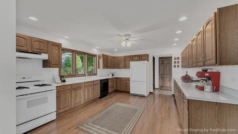 1015 E Thomas Rd, Wheaton, IL 60187 photo 11