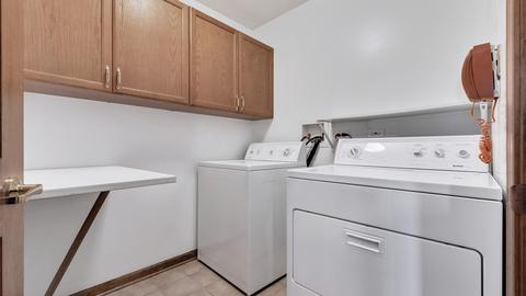 1015 E Thomas Rd, Wheaton, IL 60187 photo 23
