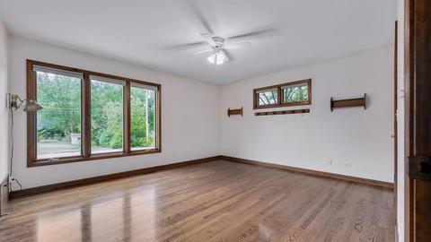1015 E Thomas Rd, Wheaton, IL 60187 photo 19