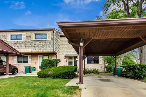 579 Blackfoot Ct, Wheeling, IL 60090 photo 2