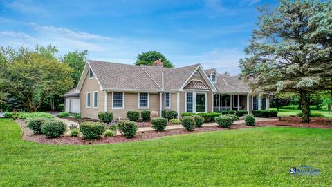 1590 Cherry Valley Rd, Bull Valley, IL 60050 photo 1