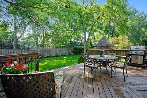 735 Indian Rd, Glenview, IL 60025 photo 16