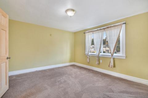675 E Chicago St, Elgin, IL 60120 photo 11