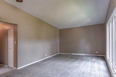 4001 Wren Ln, Rolling Meadows, IL 60008 photo 9