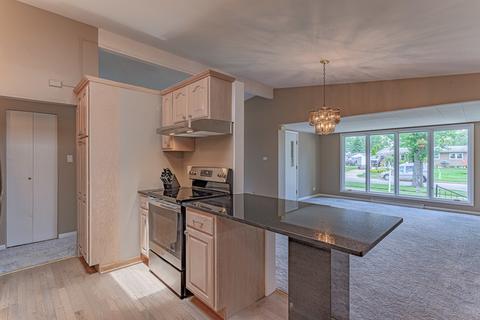 4001 Wren Ln, Rolling Meadows, IL 60008 photo 5