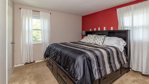 3711 N Firestone Dr, Hoffman Estates, IL 60192 photo 13