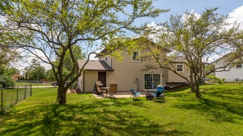 3711 N Firestone Dr, Hoffman Estates, IL 60192 photo 19