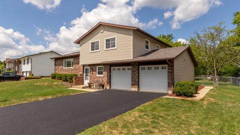 3711 N Firestone Dr, Hoffman Estates, IL 60192 photo 2