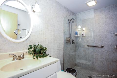 375 E Golf Rd, Des Plaines, IL 60016 photo 20