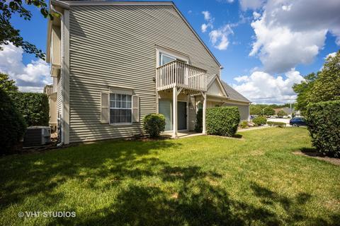 1313 Longacre Ln, Wheeling, IL 60090 photo 1