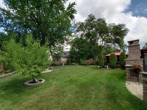 1030 E Cardinal Ln, Mount Prospect, IL 60056 photo 21