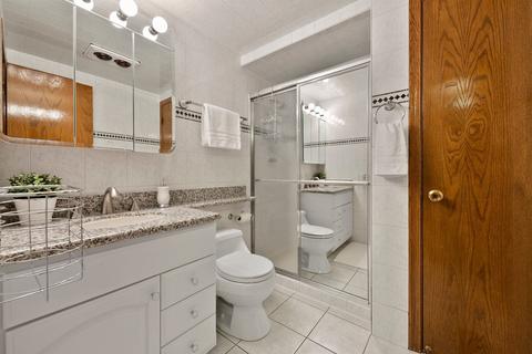 1030 E Cardinal Ln, Mount Prospect, IL 60056 photo 18