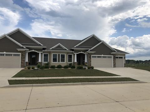 1865 Cedar Ln, Peru, IL 61354 photo 3